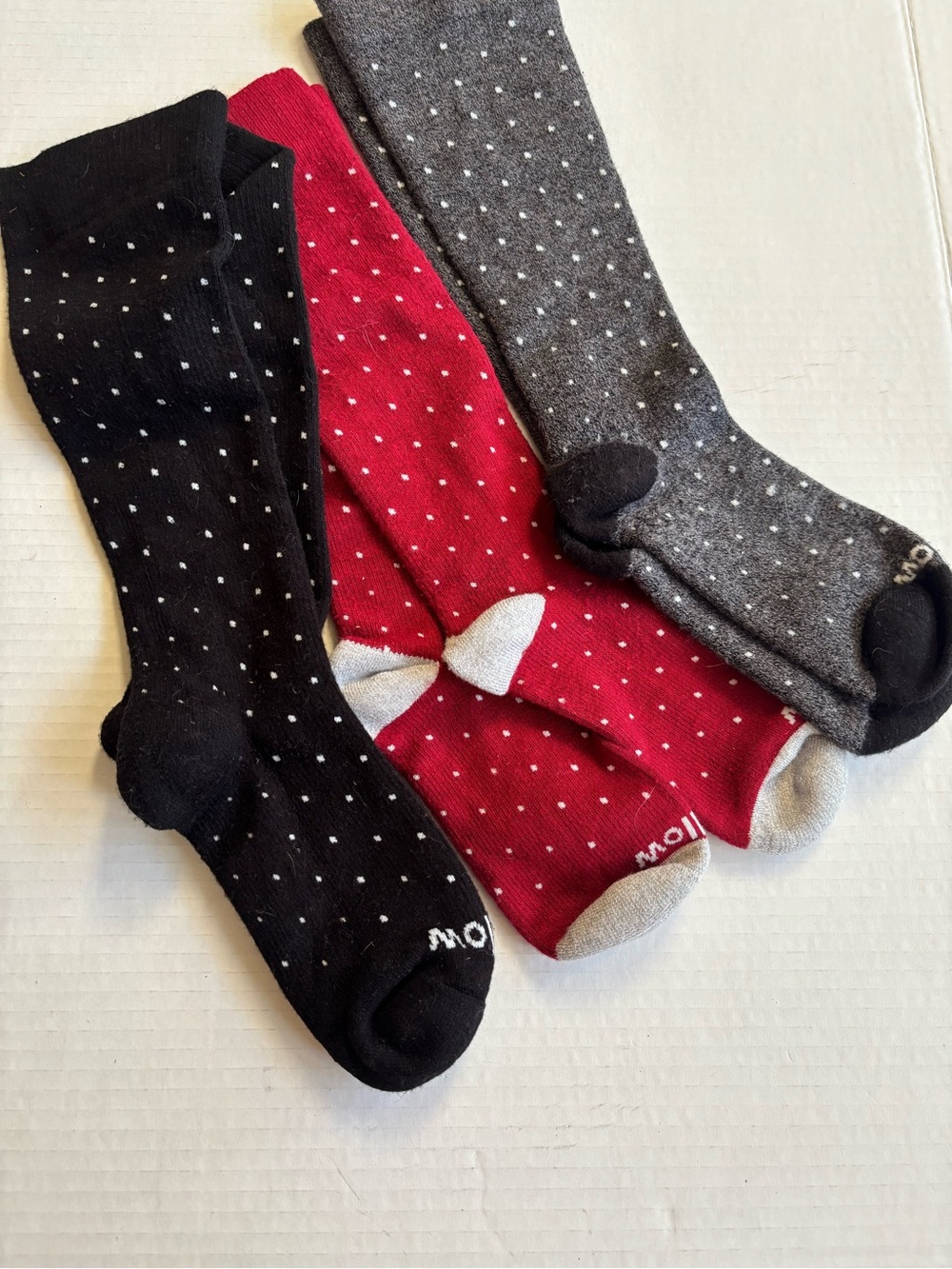 WELLOW Bamboo Compression Polka Dot Crew Socks - Black, Red & Gray
